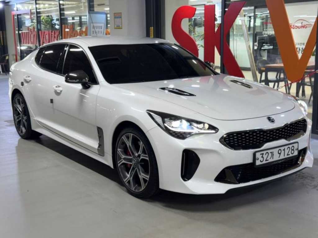 Kia Stinger 2.0 Turbo Platinum