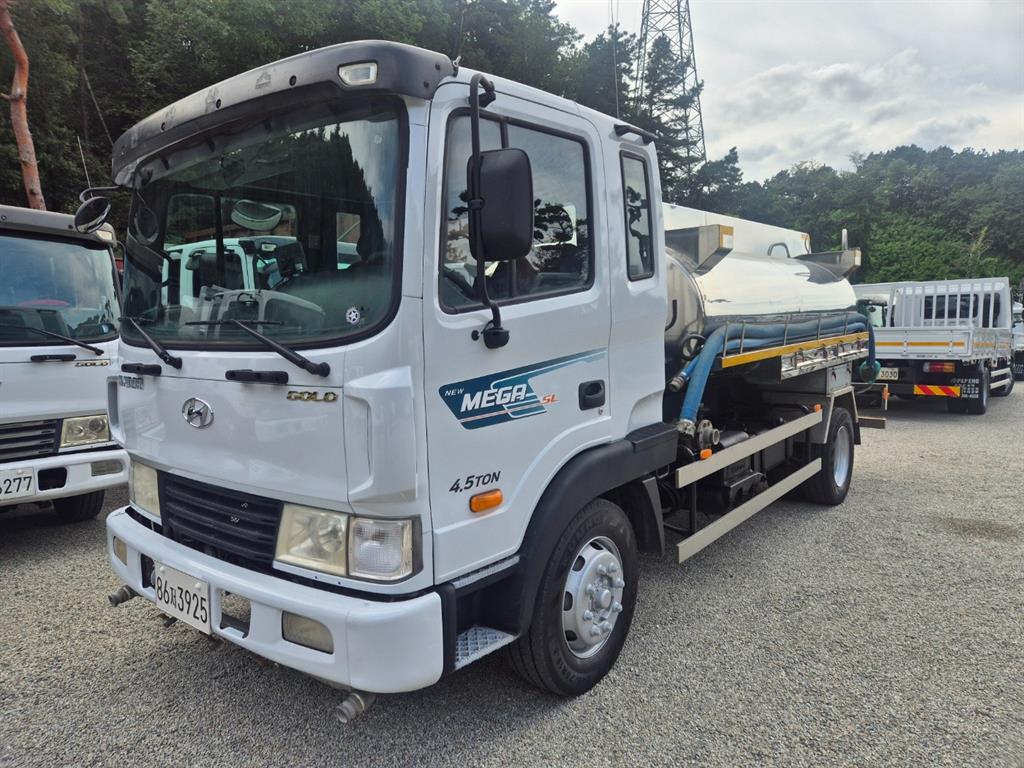 Hyundai Mega Truck Taengkeurori 5т