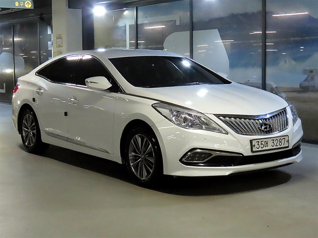 Hyundai Grandeur HG 240 Modern