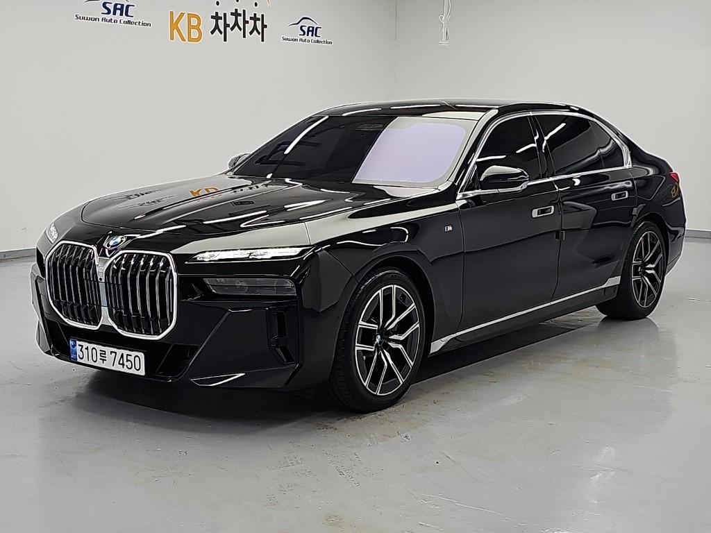 BMW 7 Series 740i xDrive M Sport Limited