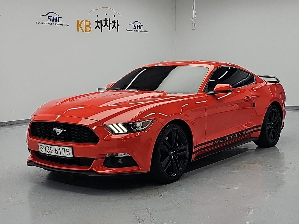 Ford Mustang Coupe 2.3 Premium
