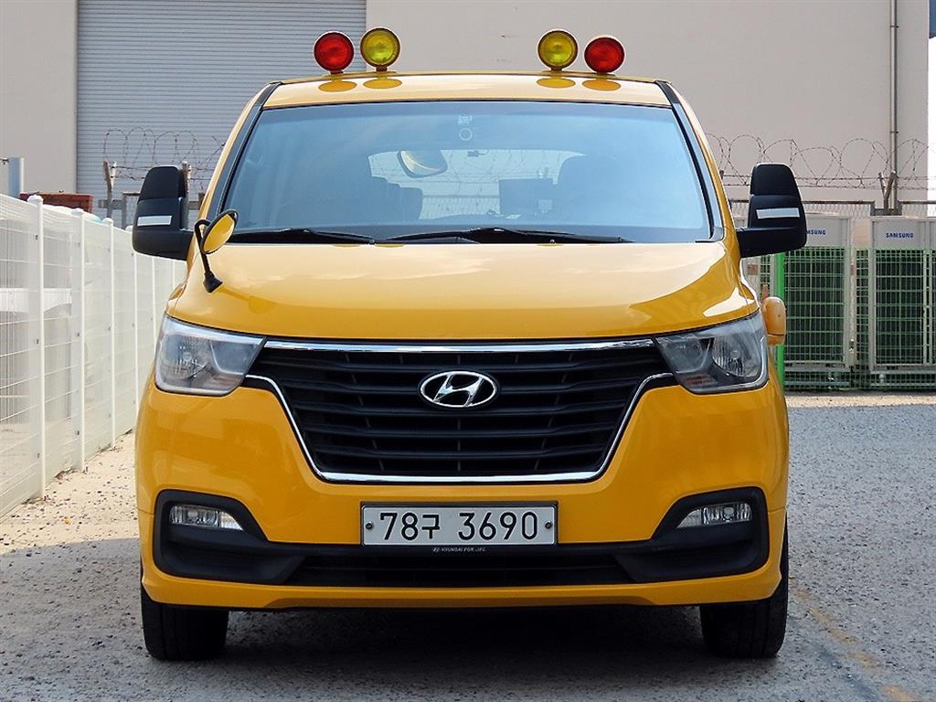 Hyundai Grand Starex Eorinibohocha 12 суудал