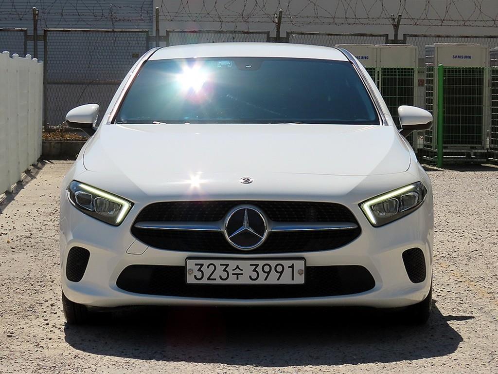 Mercedes-Benz A-Class A220