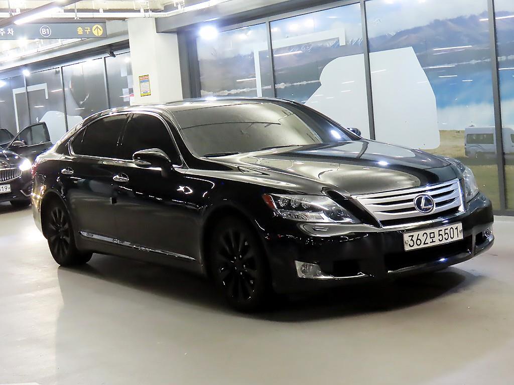 렉서스 LS 600hL