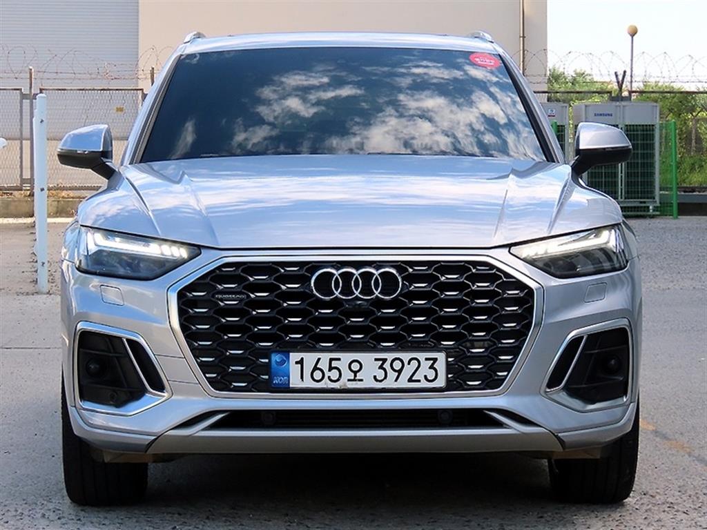 Audi Q5 45 TFSI Quattro Seupoteubaek Premium