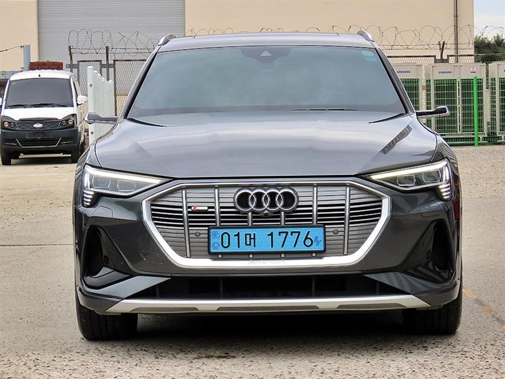 Audi e-tron 55 Quattro Seupoteubaek