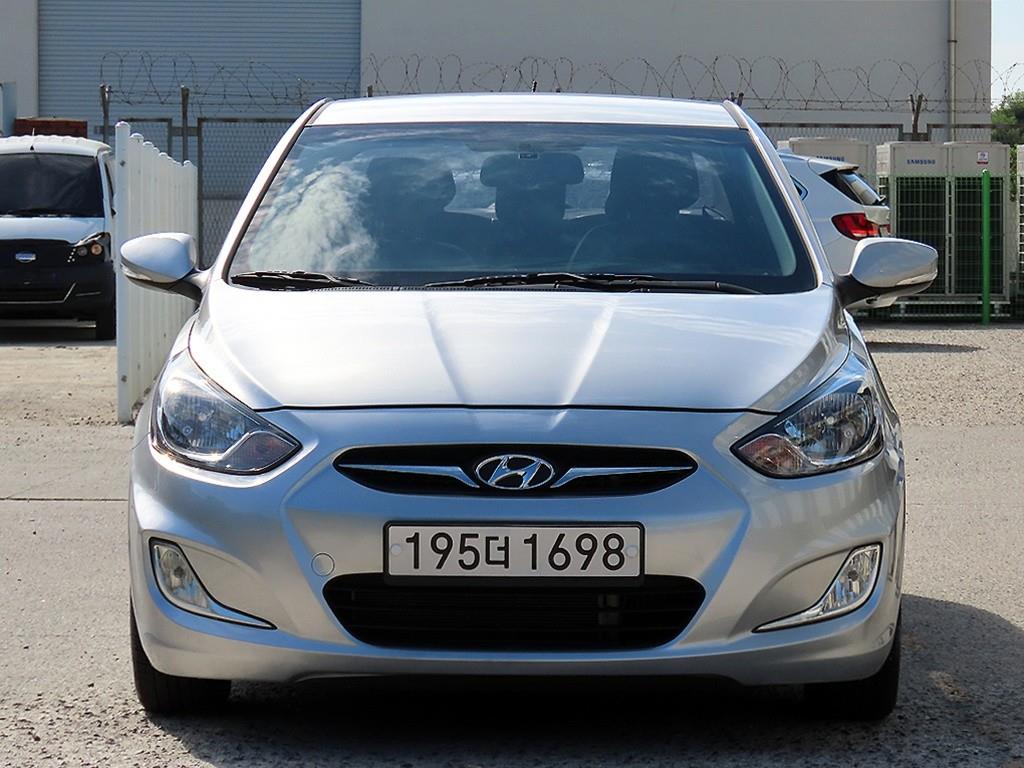 현대 엑센트 1.6 VGT Premier