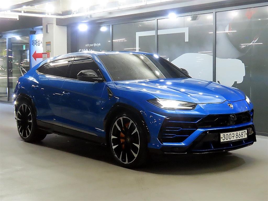 Lamborghini Urus 4.0 V8