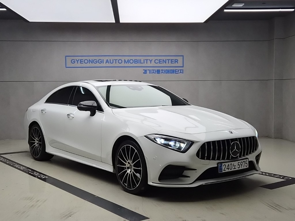 벤츠 CLS 450 4Maetik AMG Line