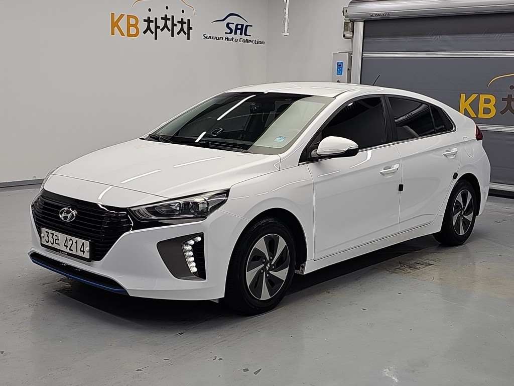 현대 Ioniq 하이브리드 N