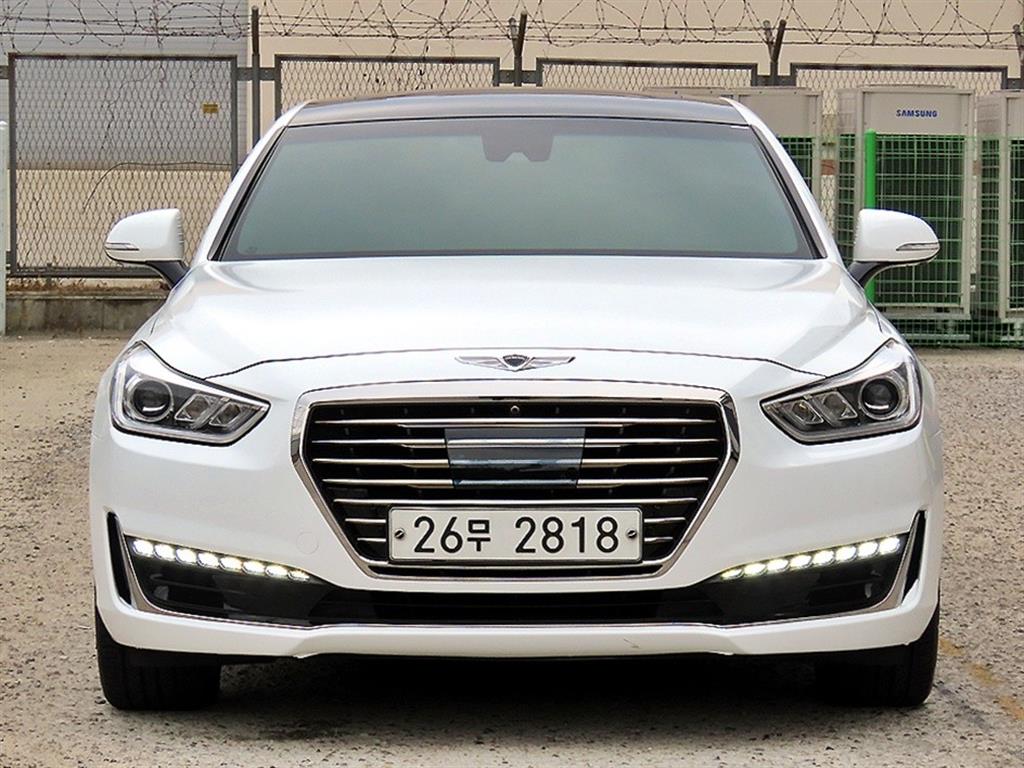 Genesis EQ900 3.8 GDi AWD Premium Luxury