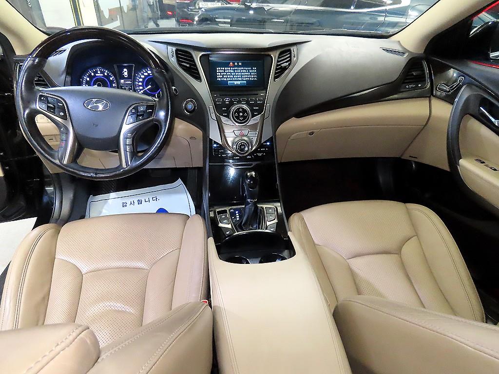 현대 그랜저 HG 240 Luxury