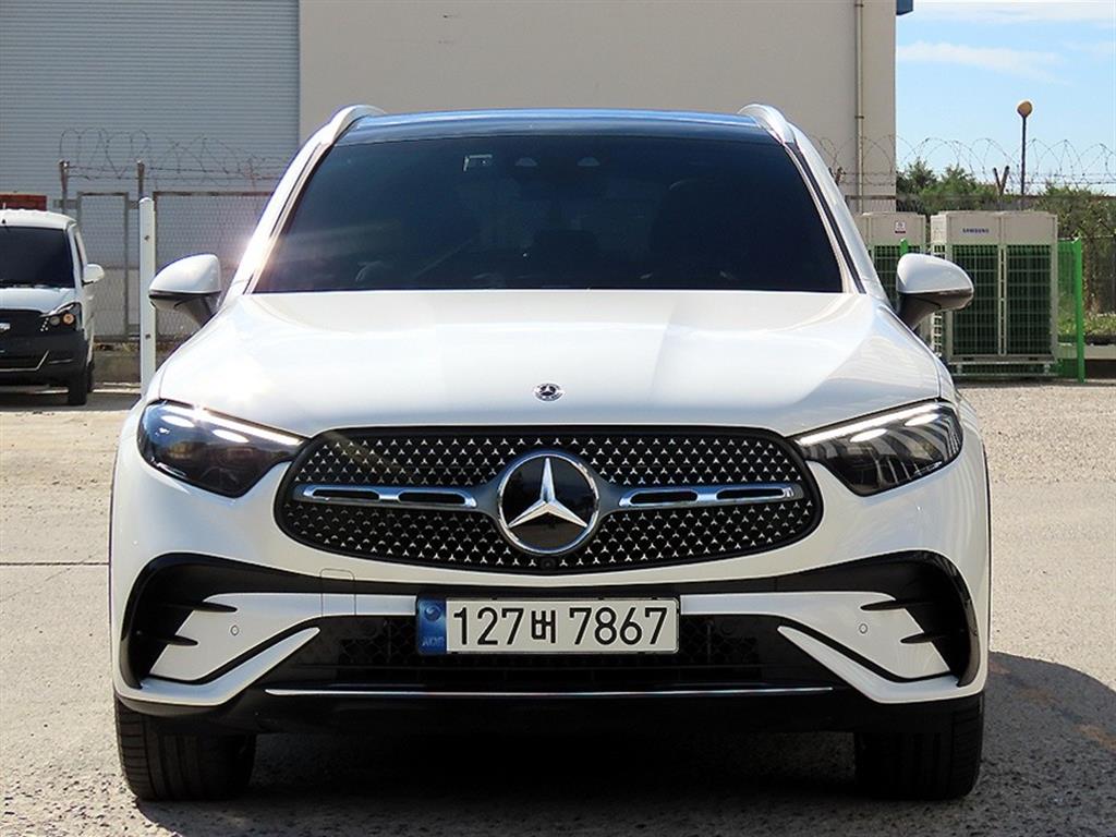 Mercedes-Benz GLC 300 4Maetik