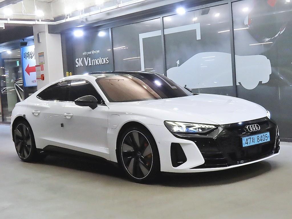 아우디 e-tron GT Quattro Premium