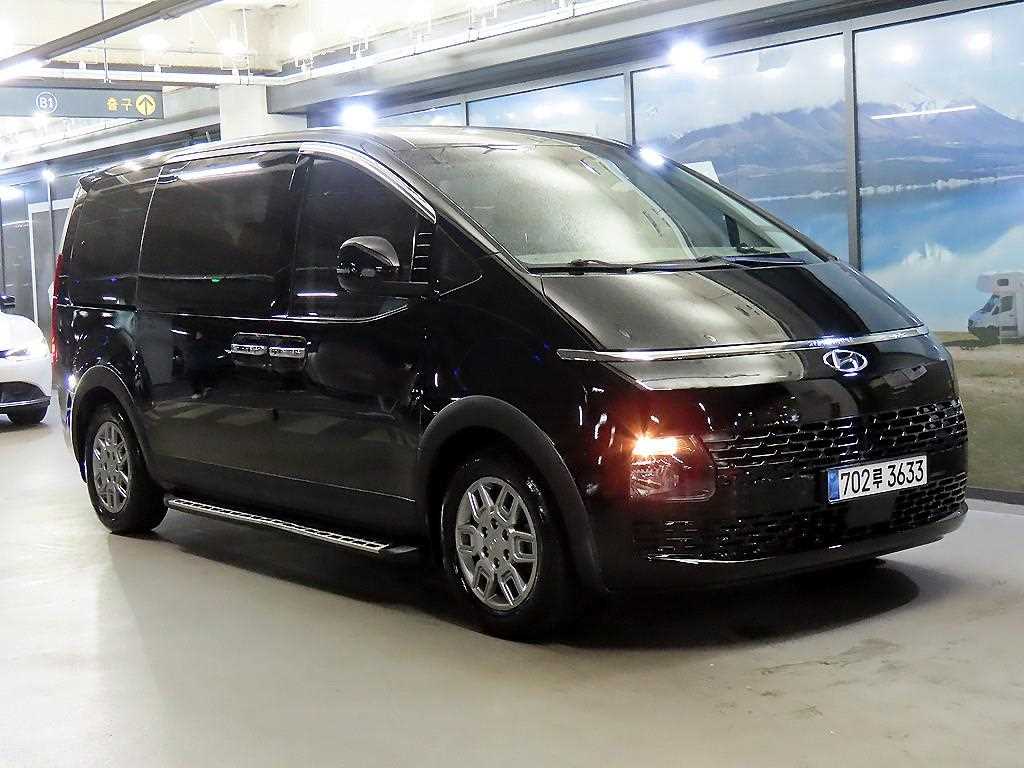 Hyundai Staria 2.2 Tourer 11 суудал 2WD Modern