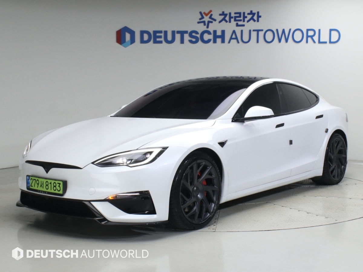 Tesla Model S AWD Peulraedeu