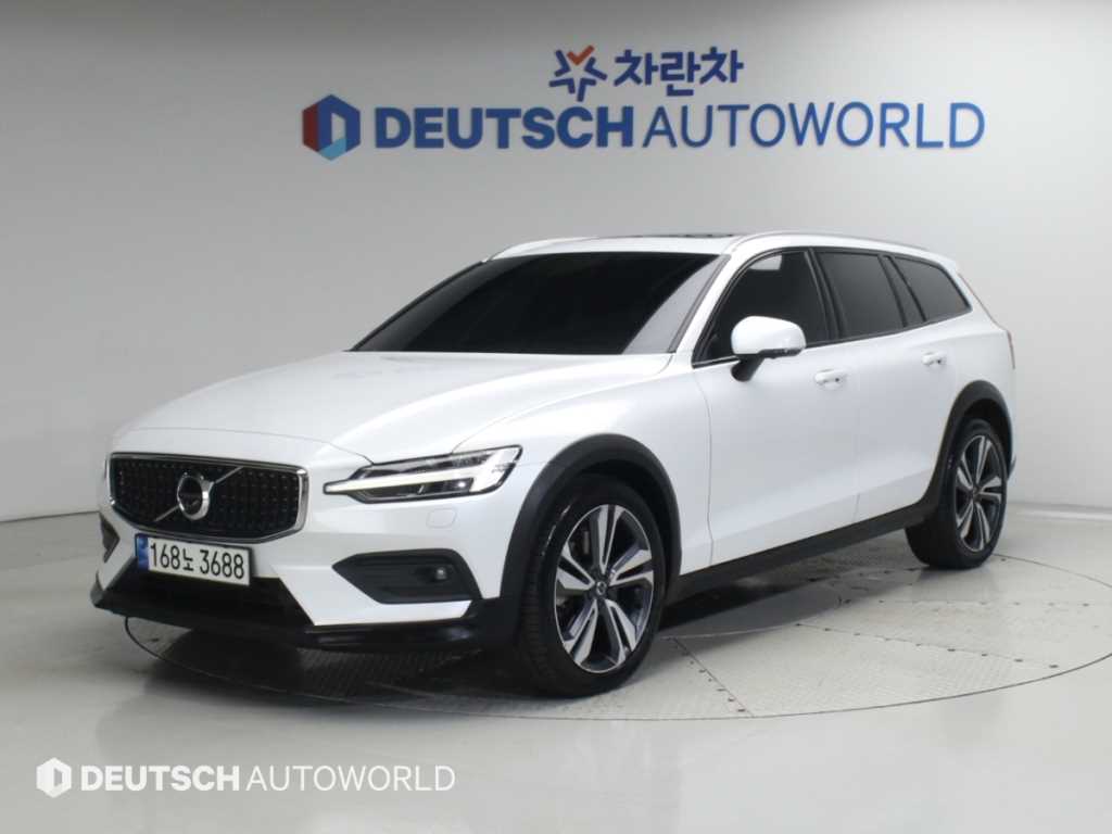 볼보 V60 Keuroseukeonteuri 2.0 B5 AWD Pro