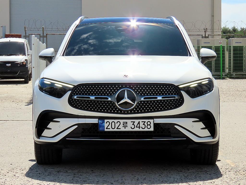 Mercedes-Benz GLC 300 4Maetik