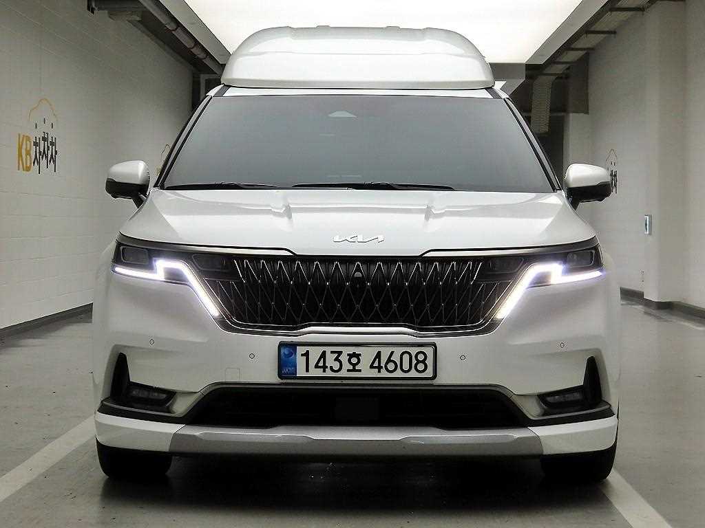 Kia Carnival Hairimujin 9 суудал Signature
