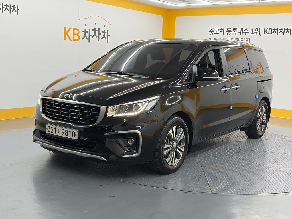 기아 카니발 9 seats Luxury