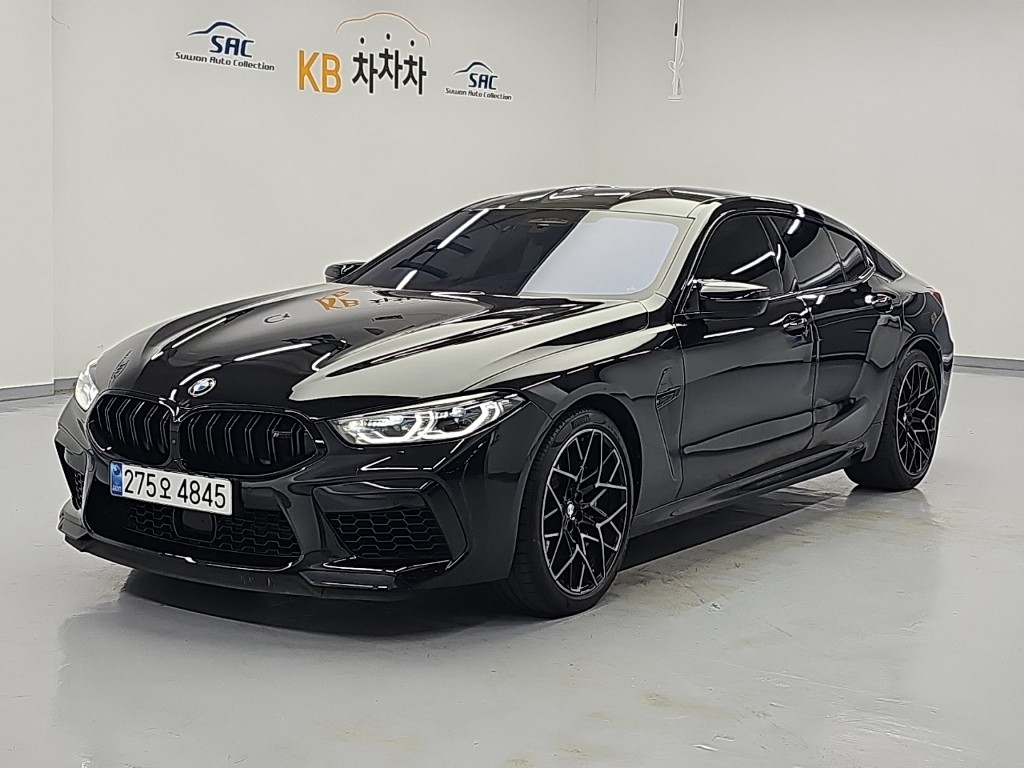 BMW M8 Coupe Keompetisyeon