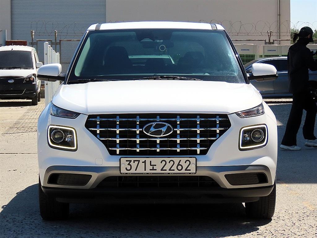 현대 베뉴 1.6 Premium