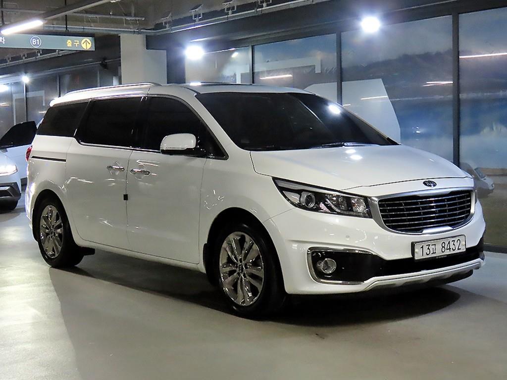 기아 카니발 9 seats Noblesse