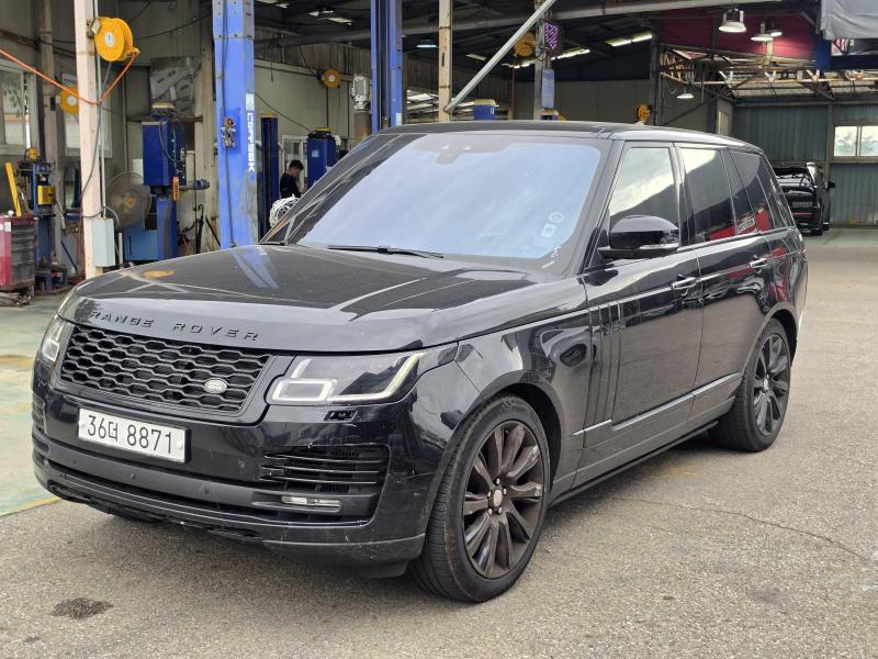 Land Rover Range Rover 4.4 SDV8 Bogeu SE