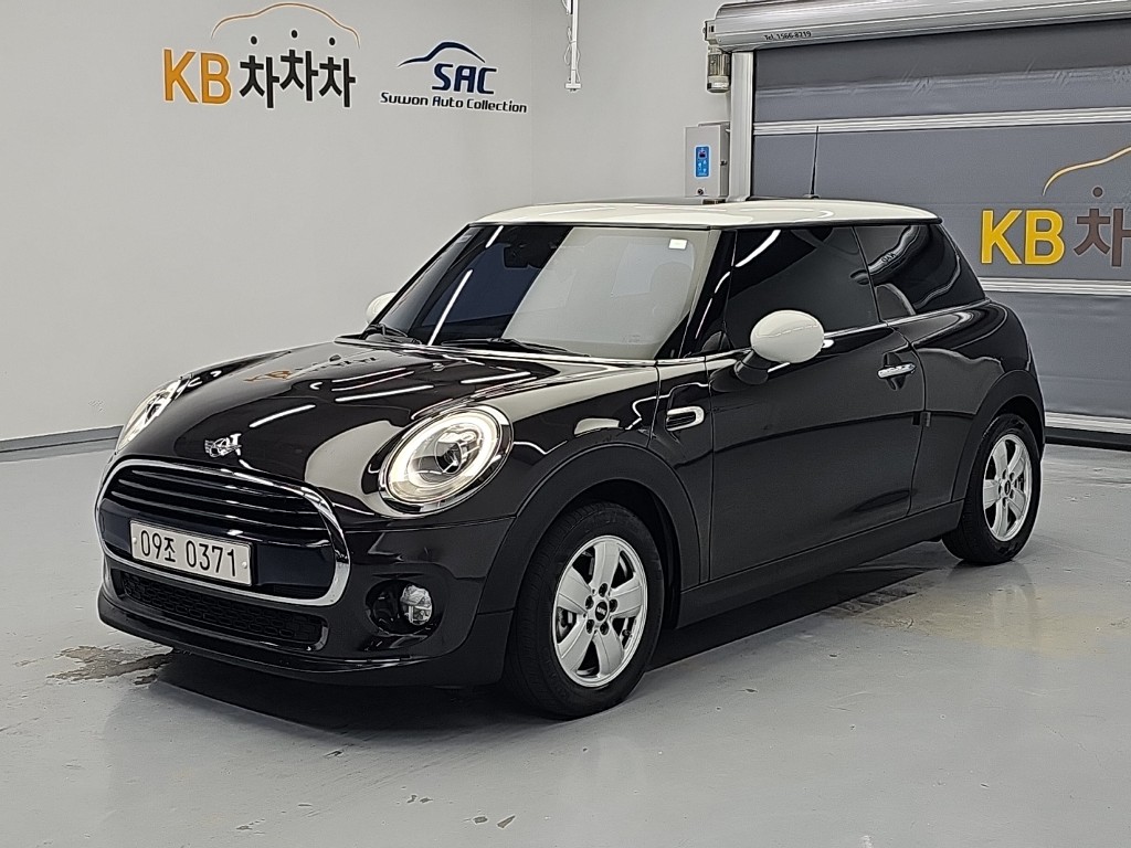 MINI Cooper 1.5 D Mideu
