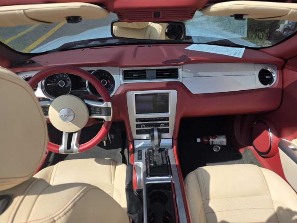 Ford Mustang 3.7 Convertible
