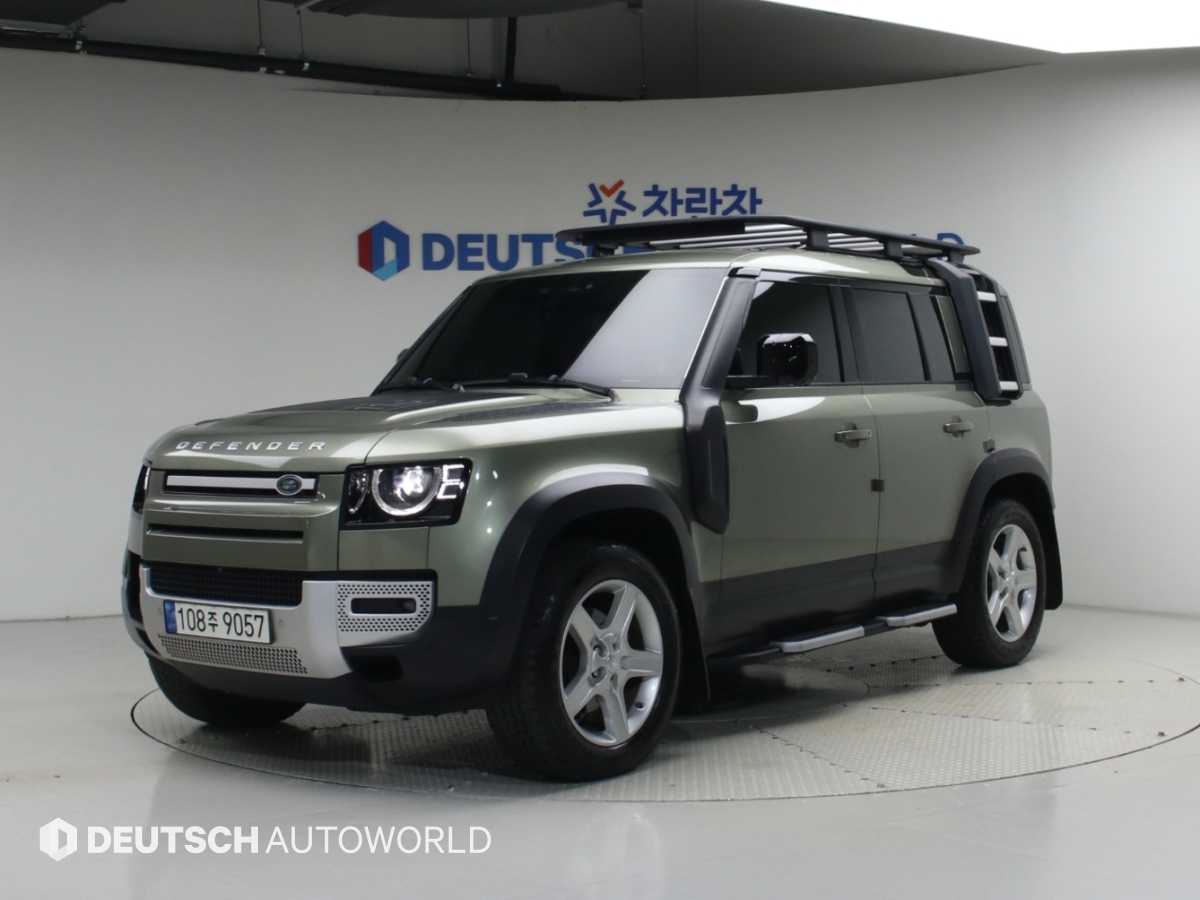 Land Rover Defender 110 D240 SE