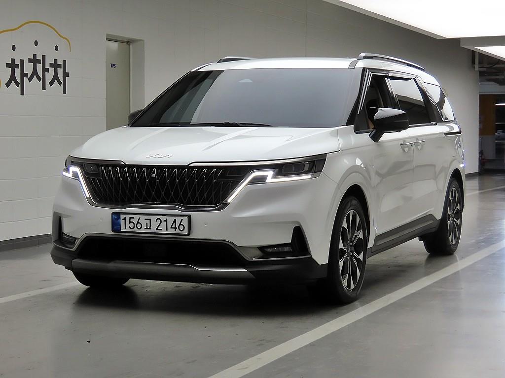 Kia Carnival 9 seats Noblesse