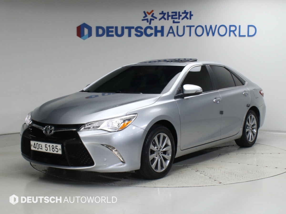 Toyota Camry 2.5 XLE