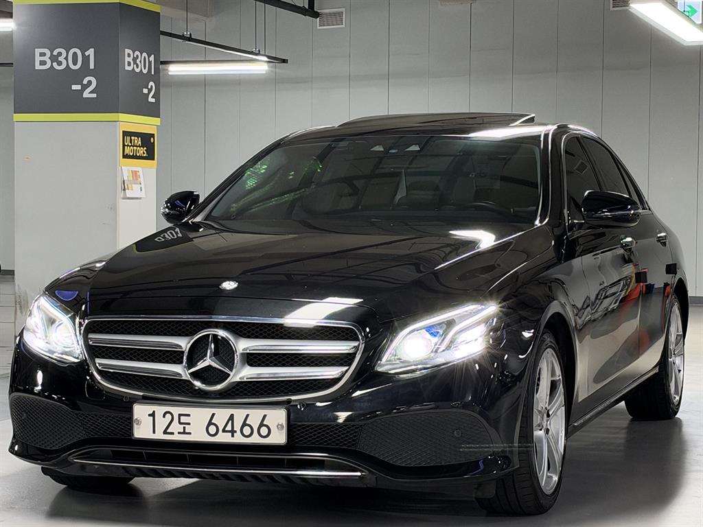 Mercedes-Benz E-Class E220d 4Maetik Avantgarde