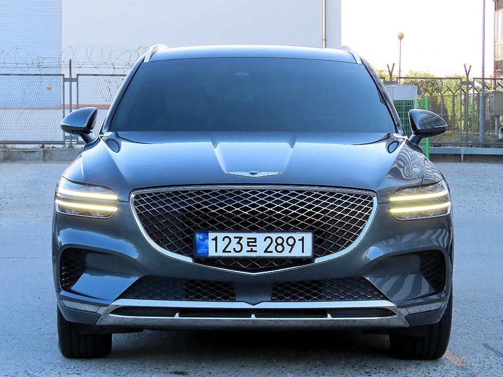 Genesis GV70 2.5T 2WD