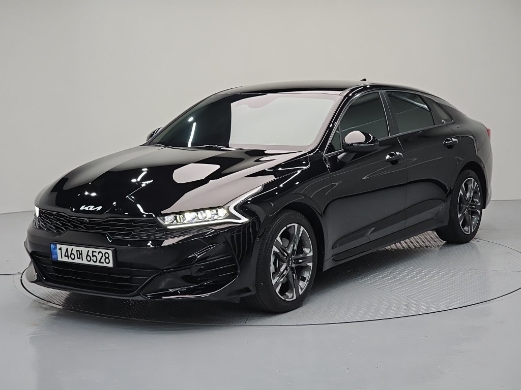 Kia K5 2.0 Signature