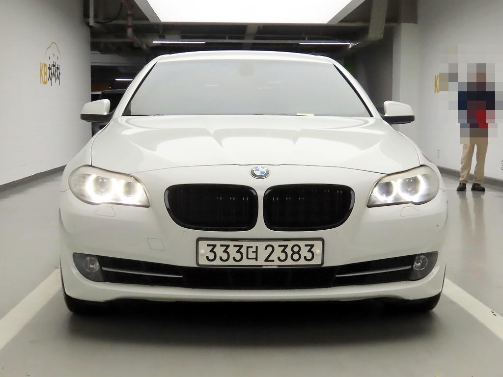 BMW 5 Series 528i