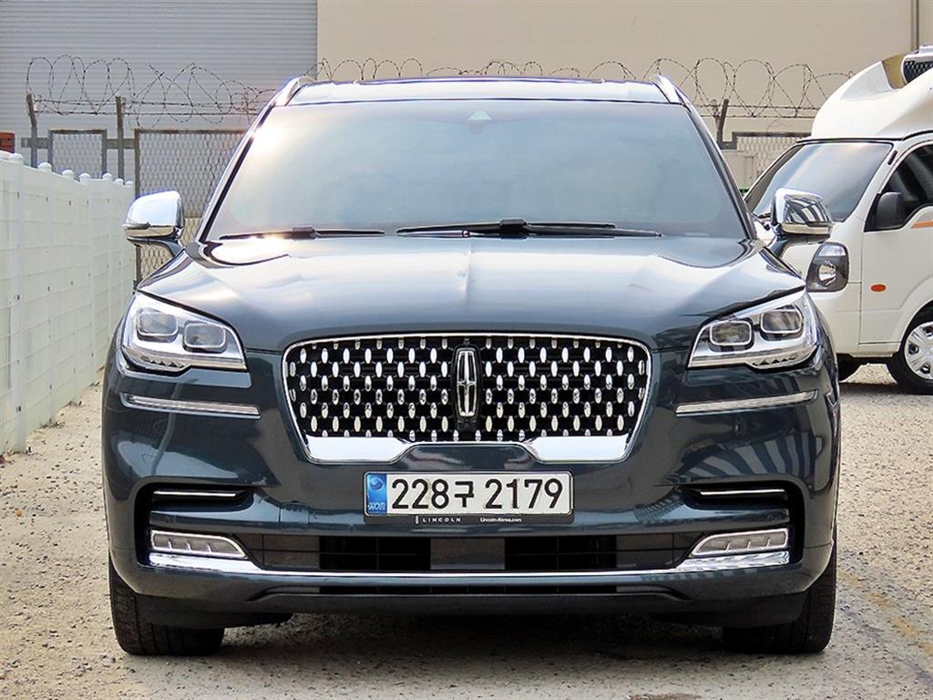 링컨 Aviator 3.0 V6 AWD Black Rabel