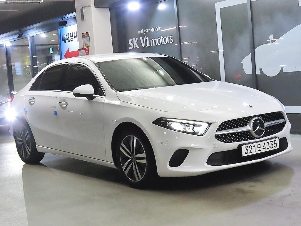 벤츠 A-Class A200d