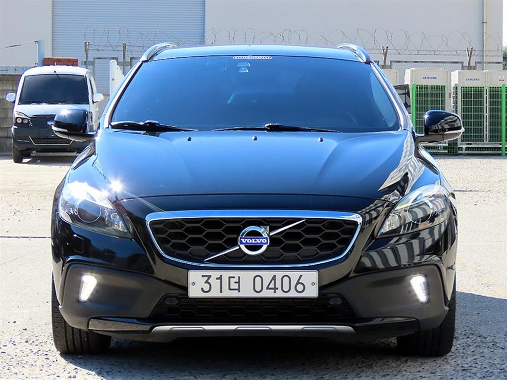 Volvo V40 Keuroseukeonteuri D3 Momenteom