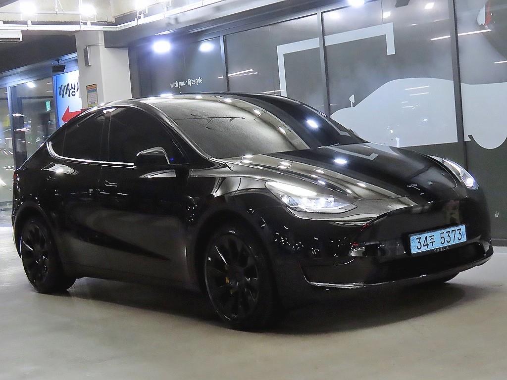 Tesla Model Y RWD