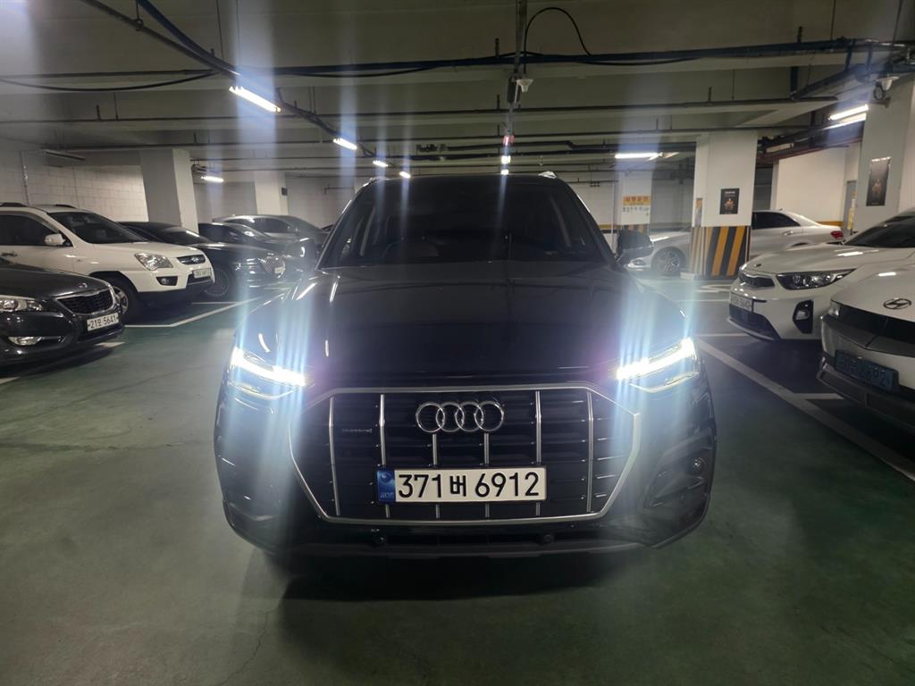아우디 Q5 40 TDI Quattro Seupoteubaek