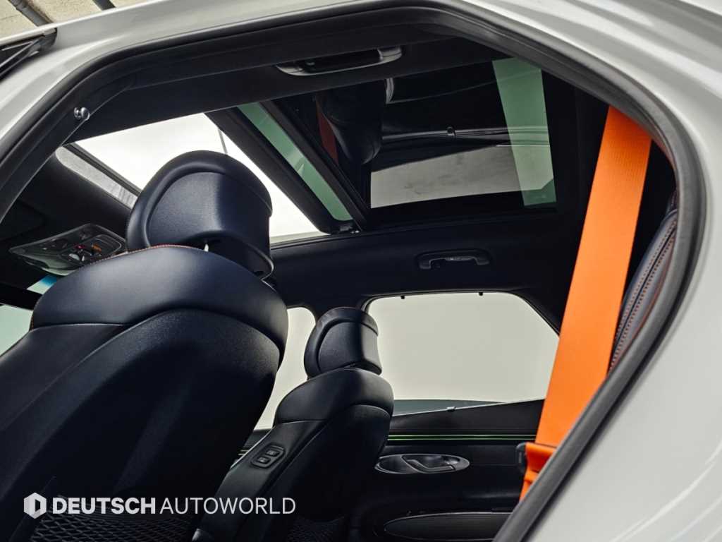 Genesis GV70 2.5T 2WD Sport