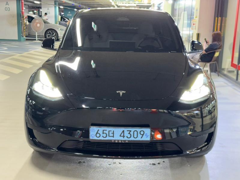 테슬라 Model Y RWD