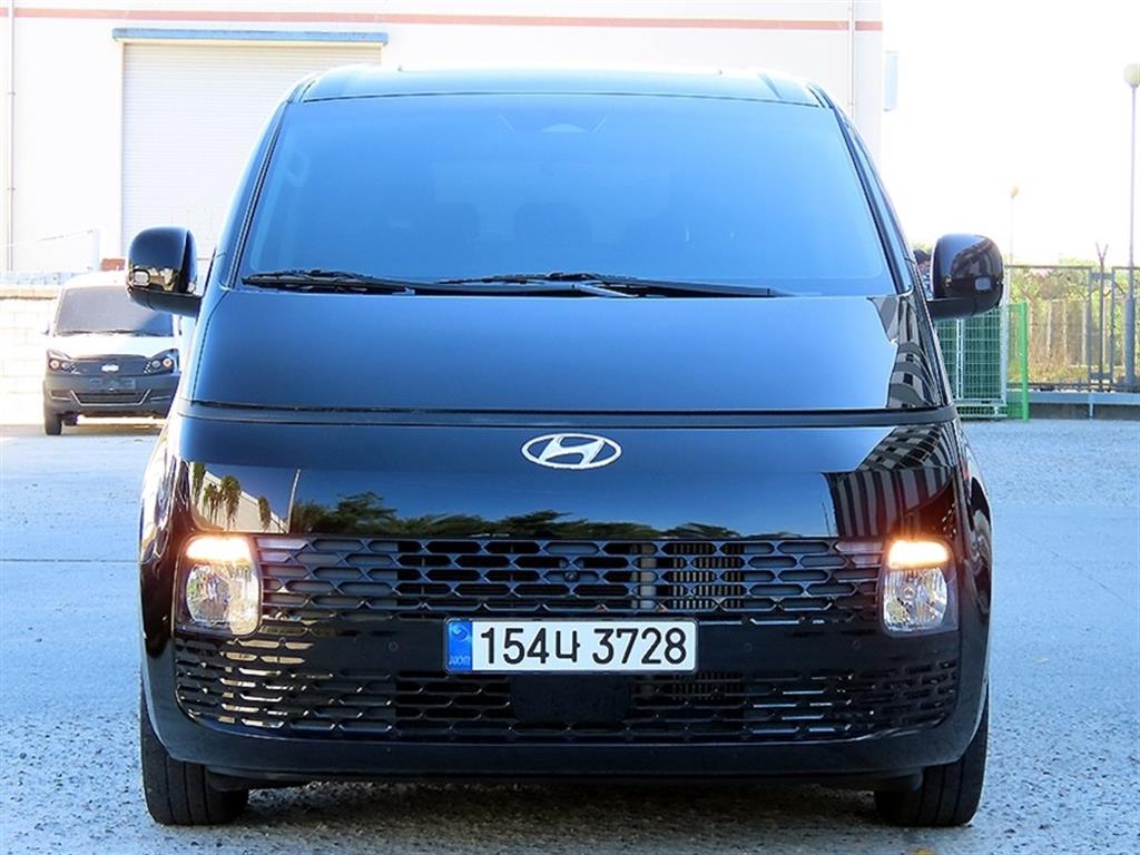 Hyundai Staria 2.2 Tourer 9 seats 4WD Modern