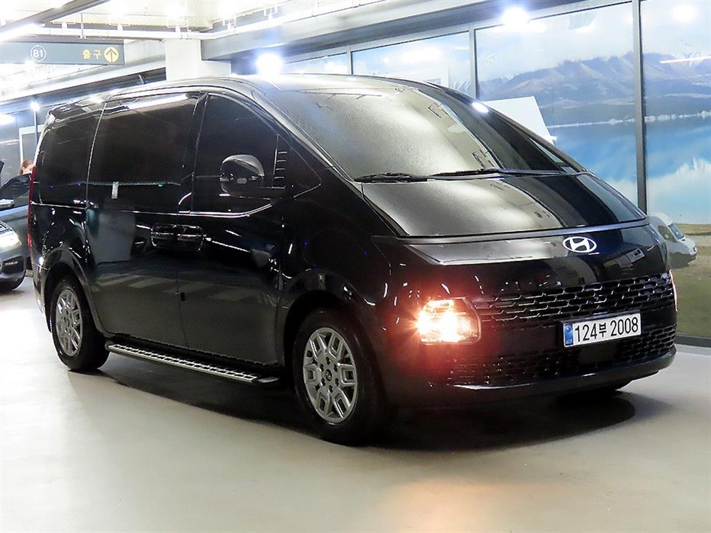 Hyundai Staria 3.5 LPG Tourer 9 суудал Modern