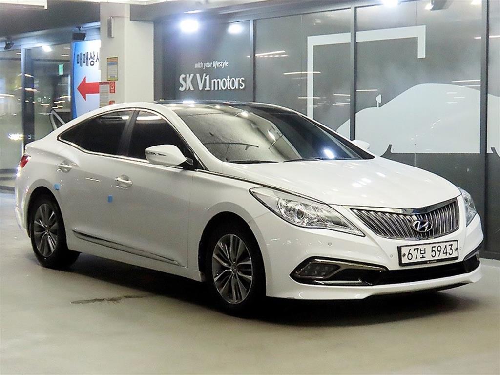 Hyundai Grandeur HG 240 Modern