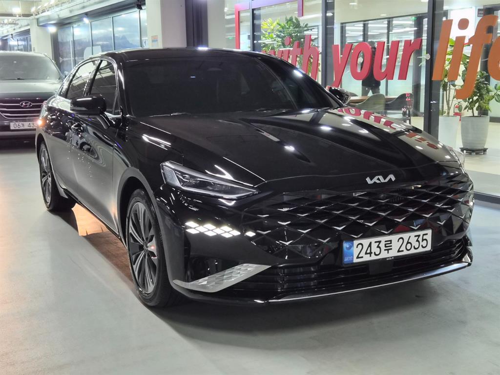 Kia K8 Hybrid HEV Signature