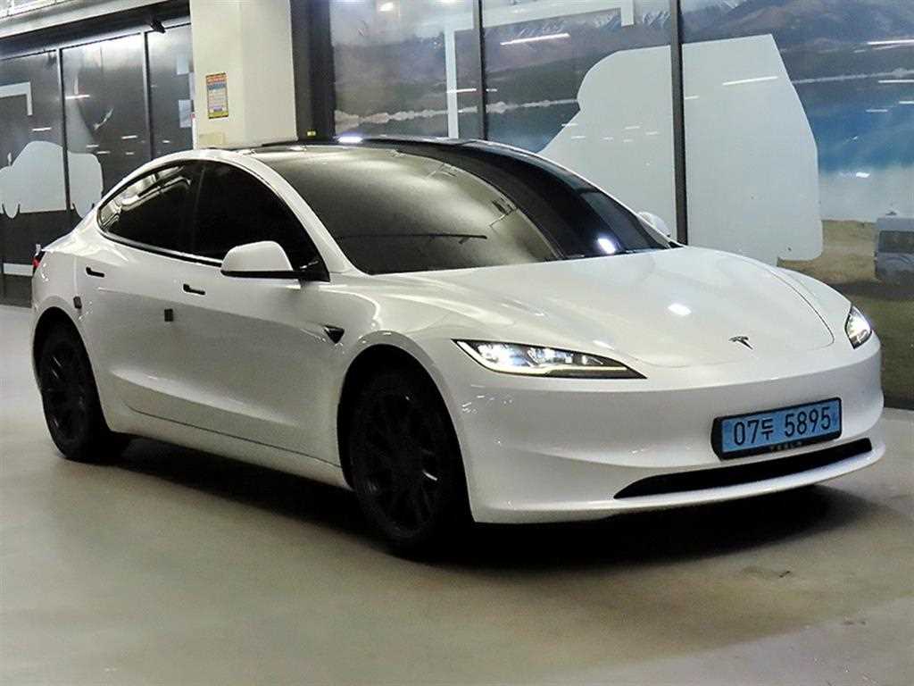테슬라 Model 3 AWD Rong Reinji