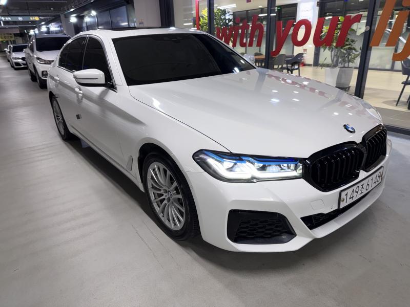 BMW 5 Series 520i Luxury